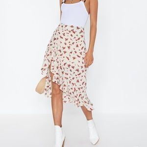 Nasty Gal Flower print midi skirt size 2